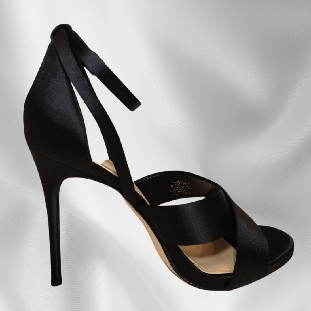 Vince Camuto(Black Satin/8.5 )